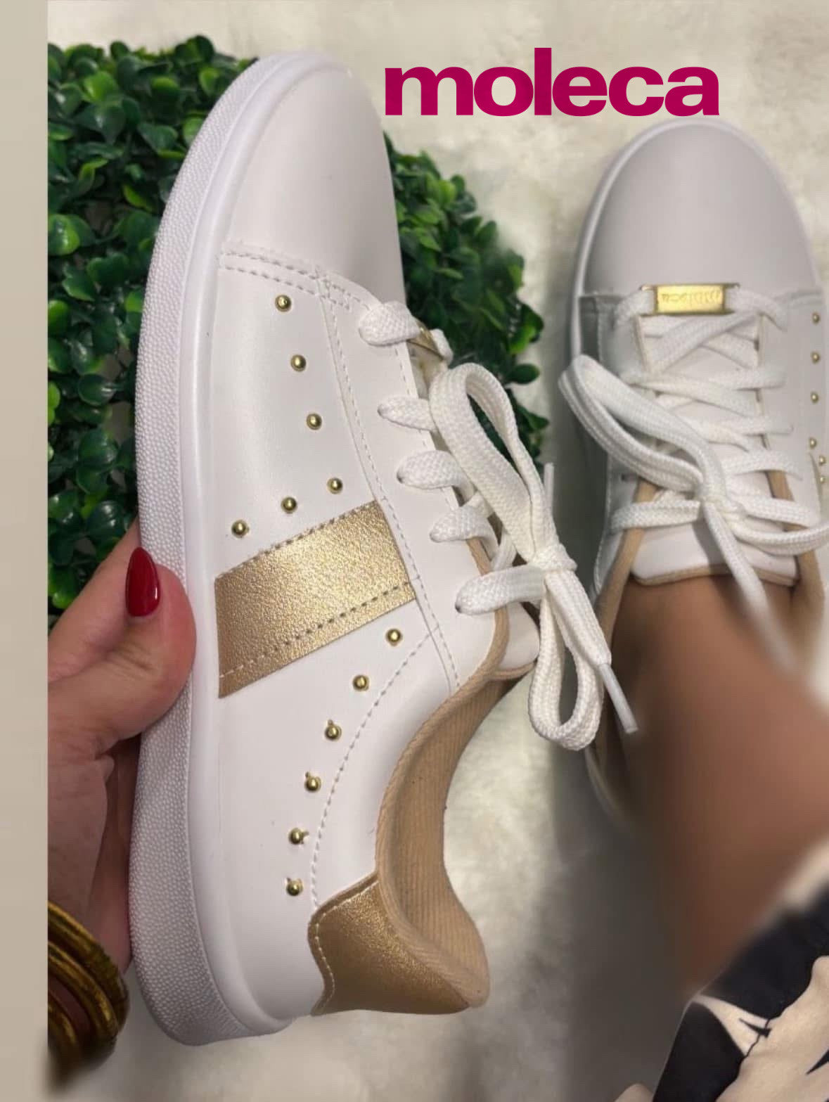 White-Gold Moleca sneaker