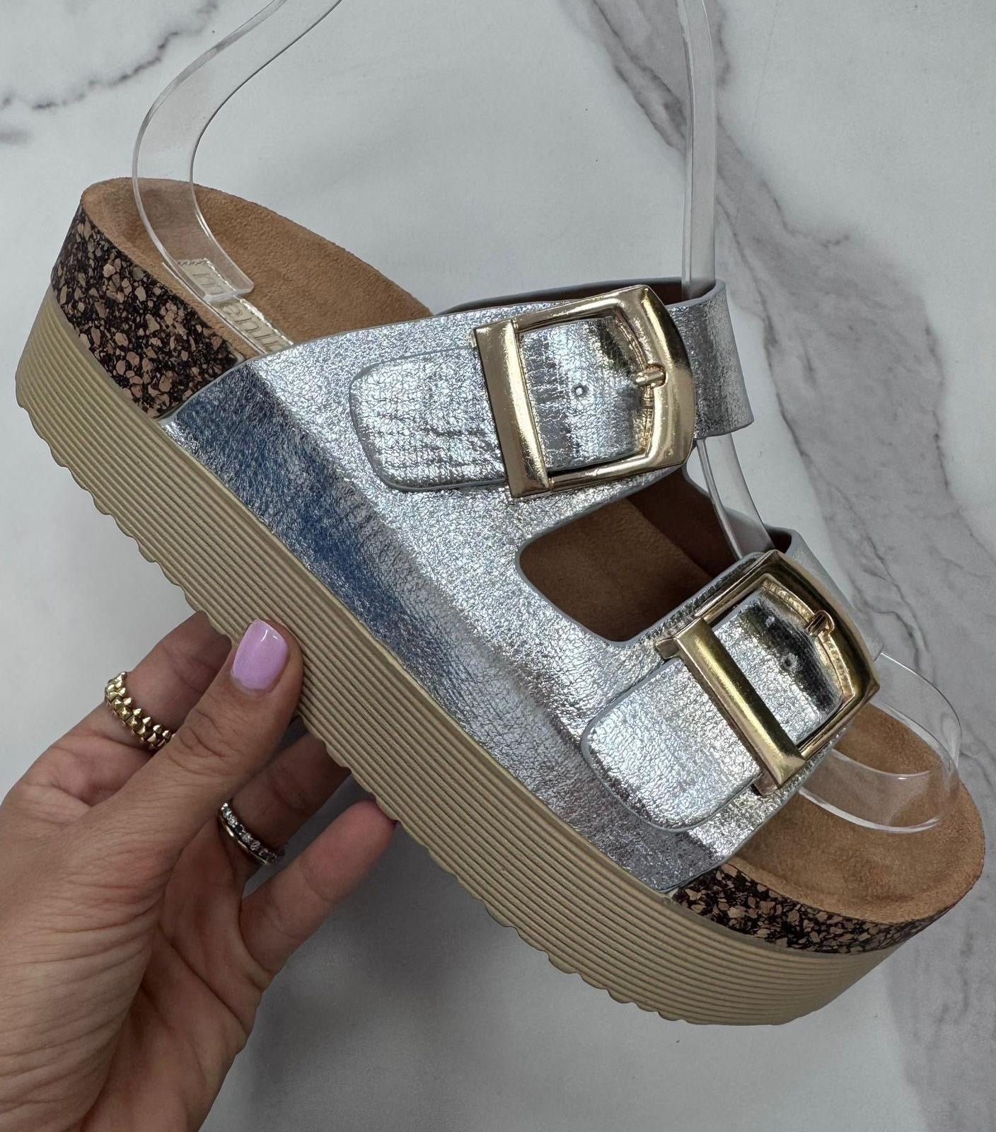 Betty Silver Plataforma