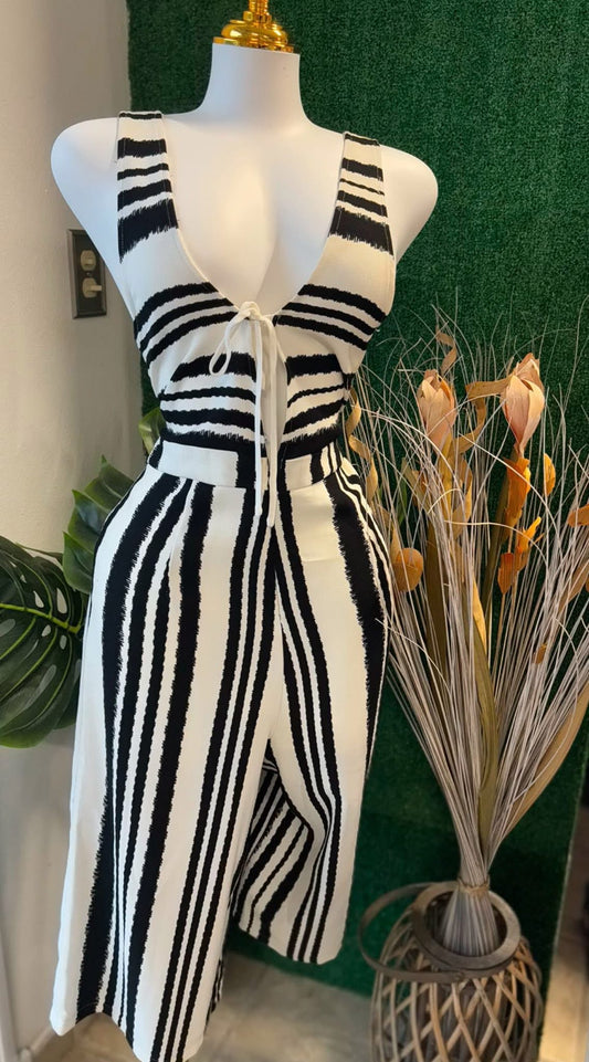 Black and white Jumpsuite