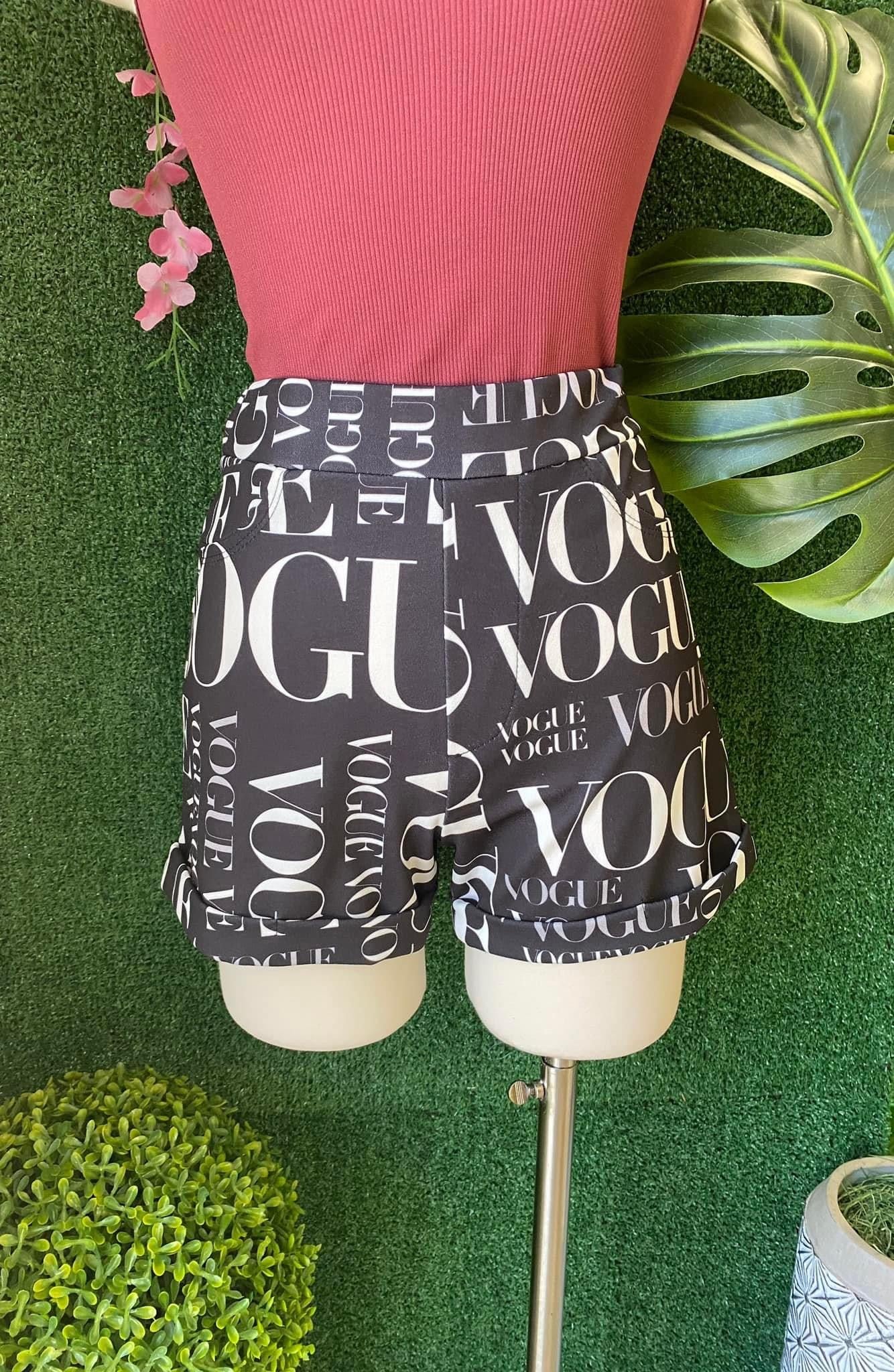 Vogue Black Short