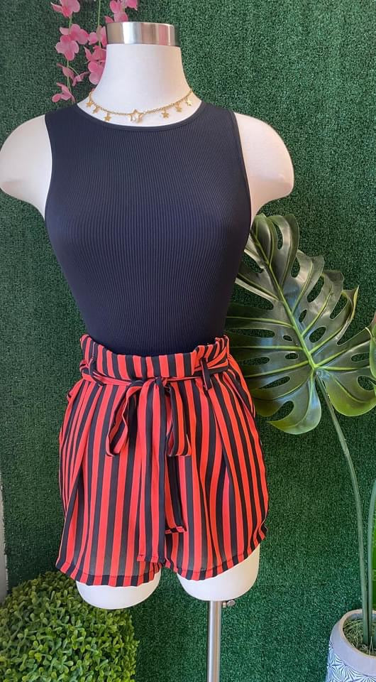 Red-Black Short