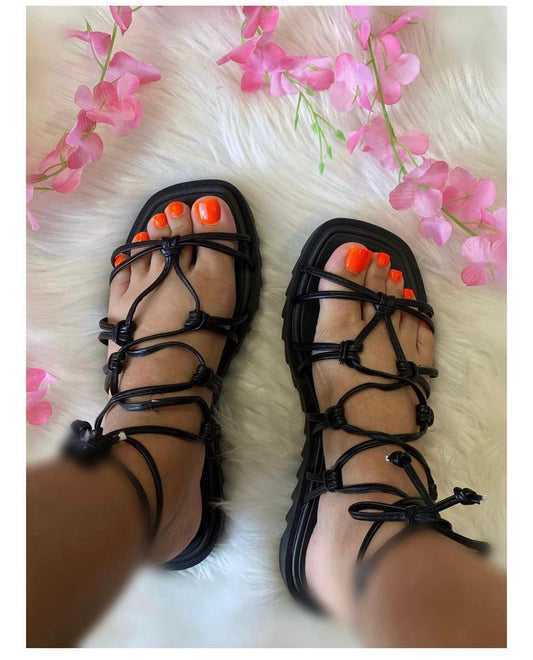 Black Moleca Sandals